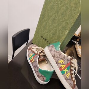 Authentic Gucci unsex shoes
